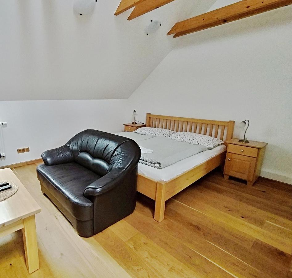 Penzion Kovarna Bukvice Luaran gambar