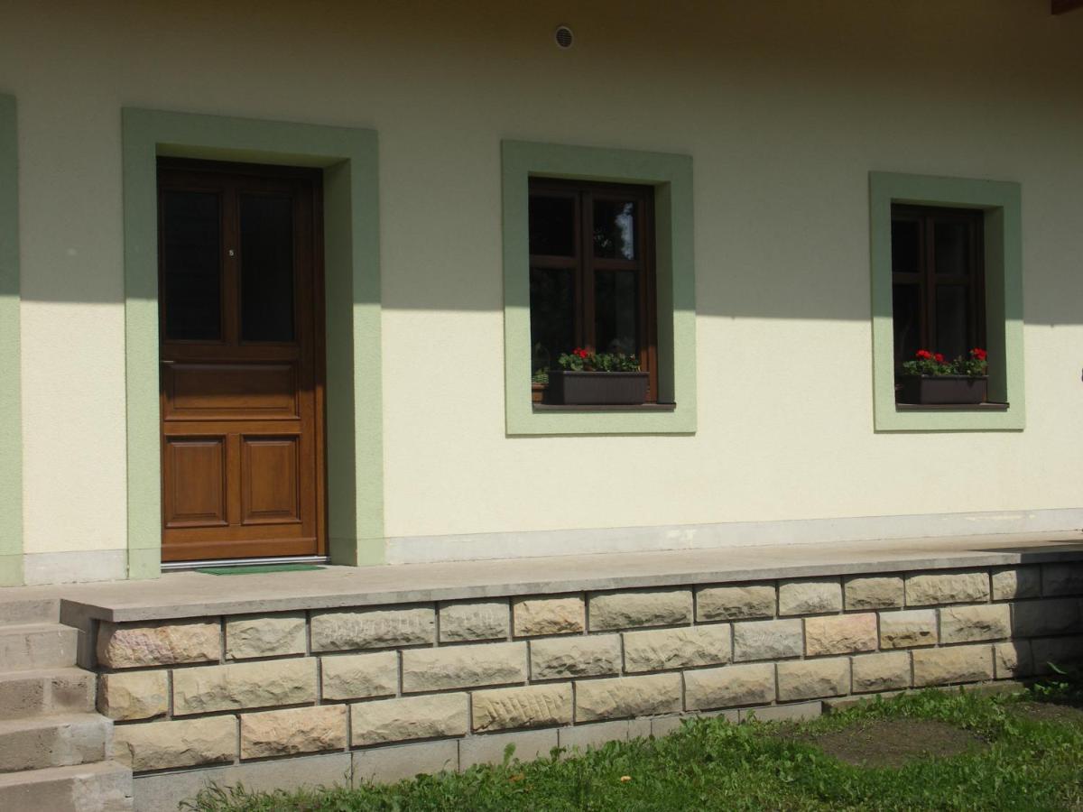 Penzion Kovarna Bukvice Luaran gambar